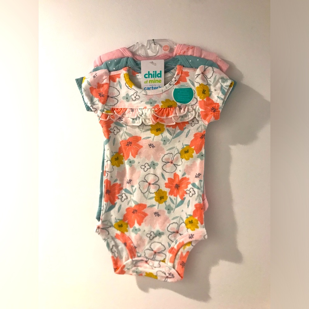 Carter’s 3-pack onesies